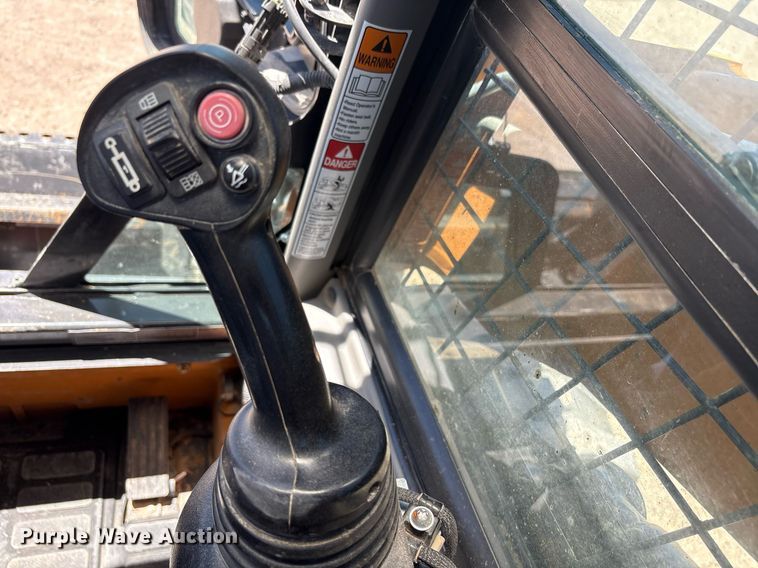 image for item EC1396 2019 Case SV340 skid steer loader