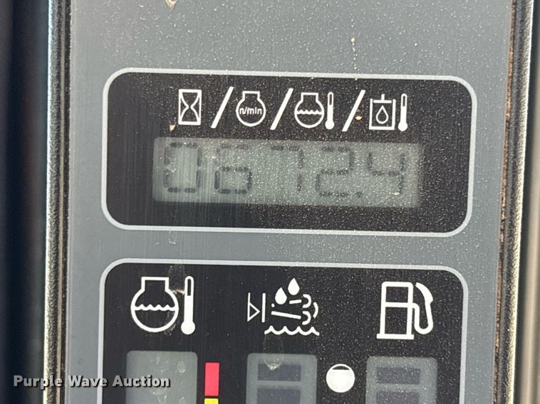 image for item EC1396 2019 Case SV340 skid steer loader