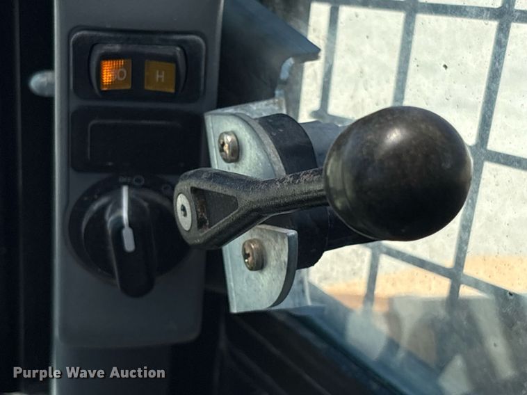 image for item EC1396 2019 Case SV340 skid steer loader