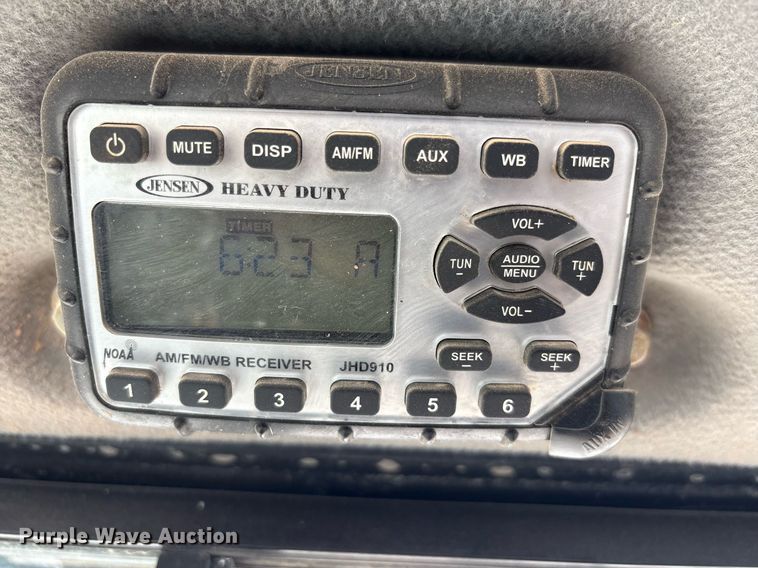 image for item EC1396 2019 Case SV340 skid steer loader