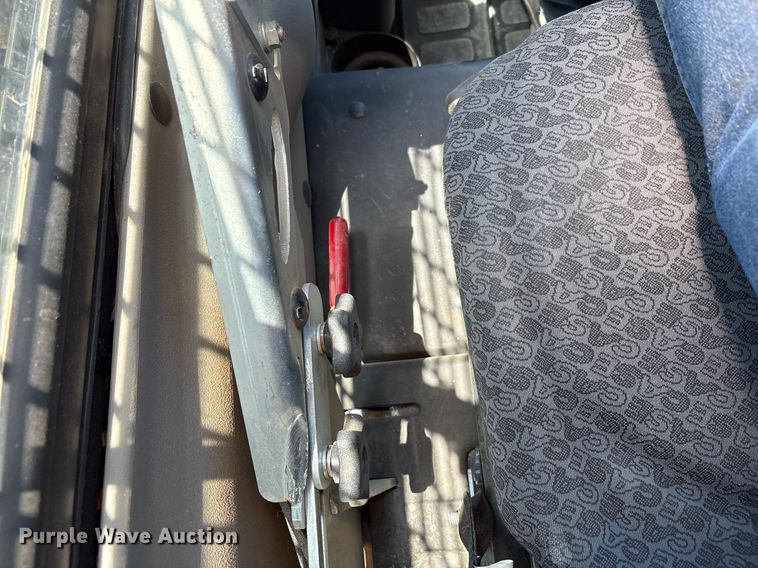 image for item EC1396 2019 Case SV340 skid steer loader