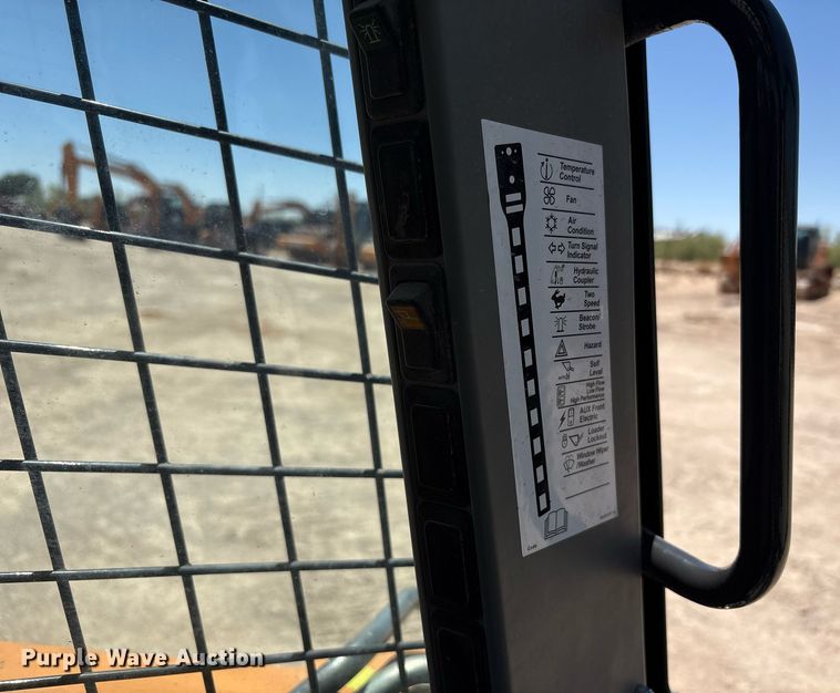 image for item EC1396 2019 Case SV340 skid steer loader