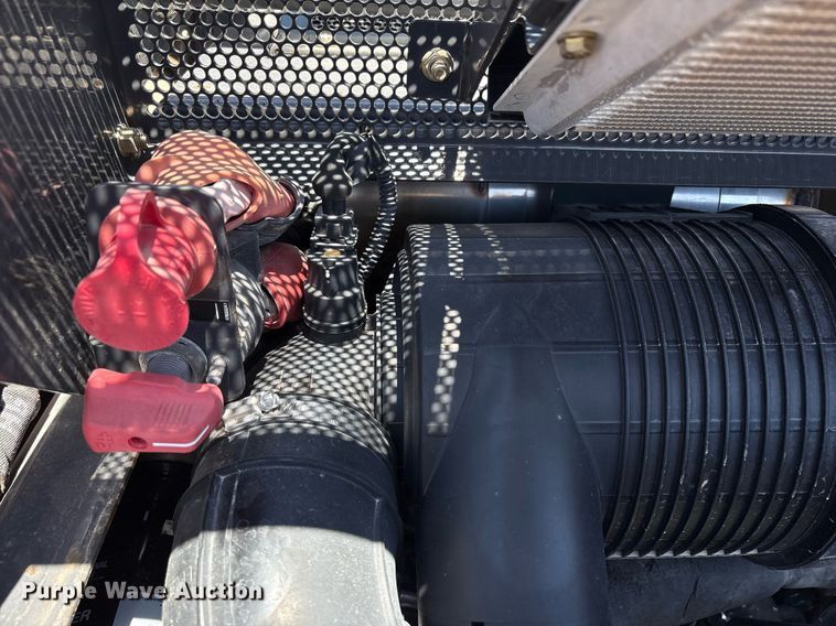 image for item EC1396 2019 Case SV340 skid steer loader