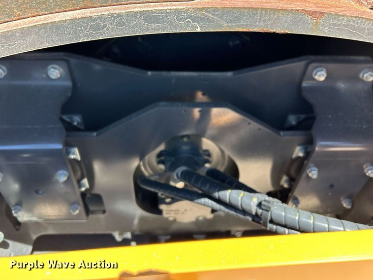 image for item EC1397 2019 Case SV 212D single drum vibratory roller