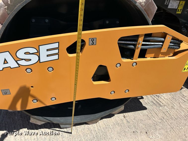 image for item EC1397 2019 Case SV 212D single drum vibratory roller