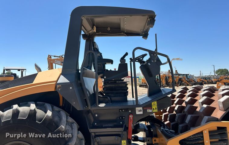 image for item EC1397 2019 Case SV 212D single drum vibratory roller