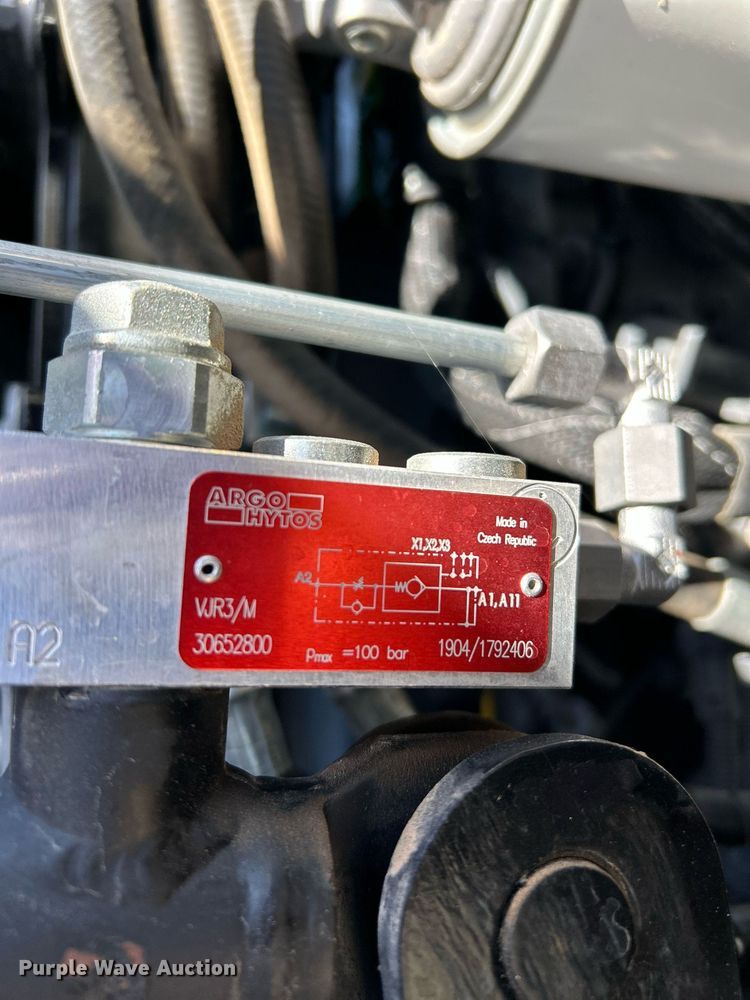 image for item EC1397 2019 Case SV 212D single drum vibratory roller