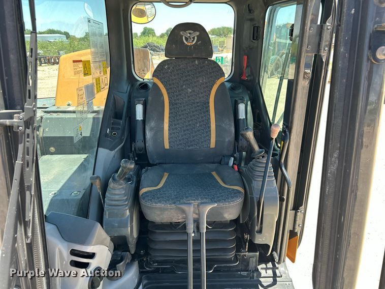 image for item EC1398 2019 Case CX80C mini excavator