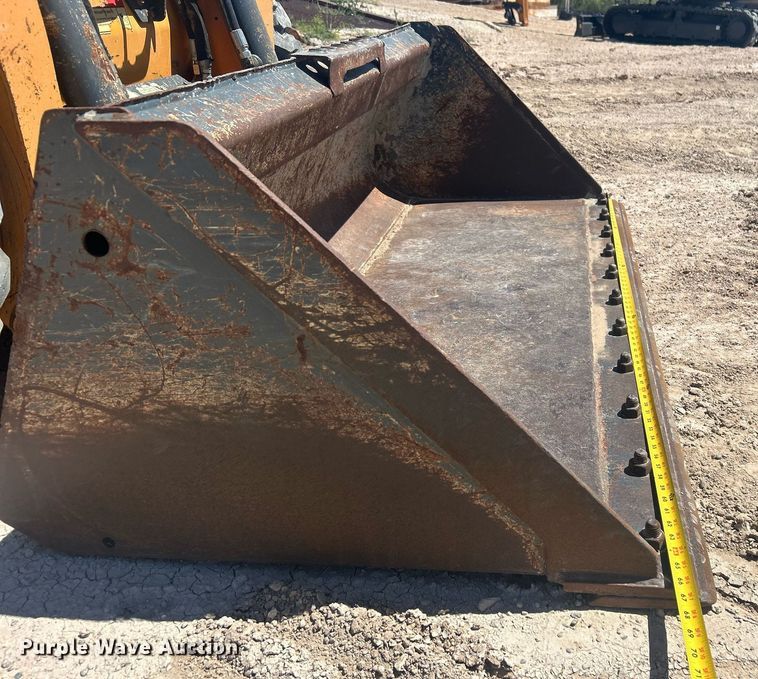 image for item EC1399 Mustang 1900R skid steer loader