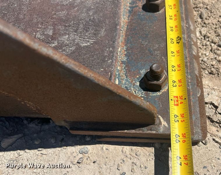 image for item EC1399 Mustang 1900R skid steer loader