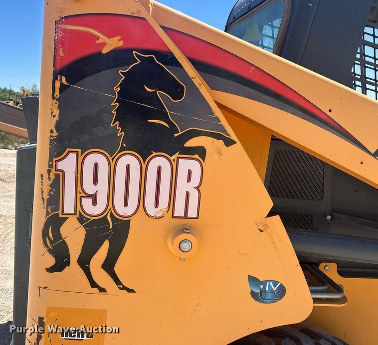 image for item EC1399 Mustang 1900R skid steer loader