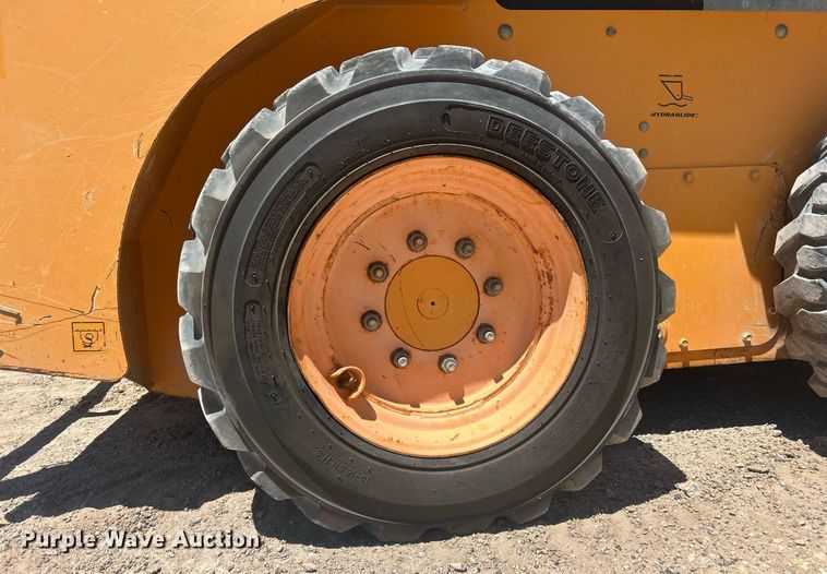 image for item EC1399 Mustang 1900R skid steer loader