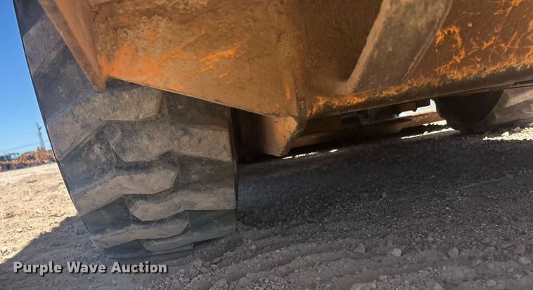 image for item EC1399 Mustang 1900R skid steer loader