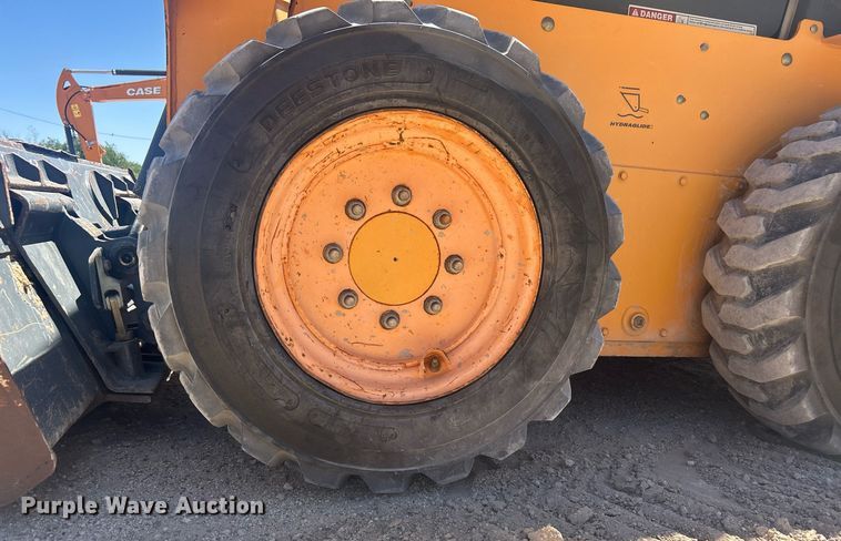 image for item EC1399 Mustang 1900R skid steer loader