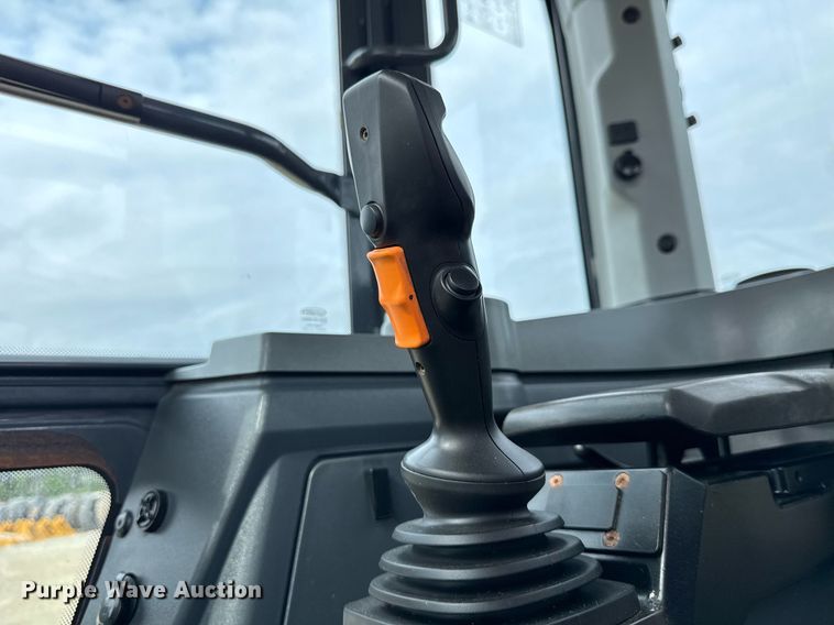 image for item EC3571 2019 John Deere 544L wheel loader