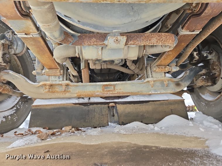 image for item EC4012 2003 Freightliner FC70 street sweeper truck