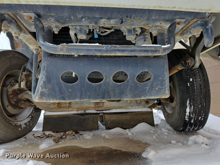 image for item EC4012 2003 Freightliner FC70 street sweeper truck