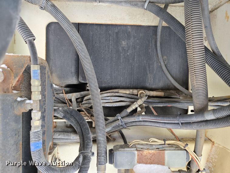 image for item EC4012 2003 Freightliner FC70 street sweeper truck