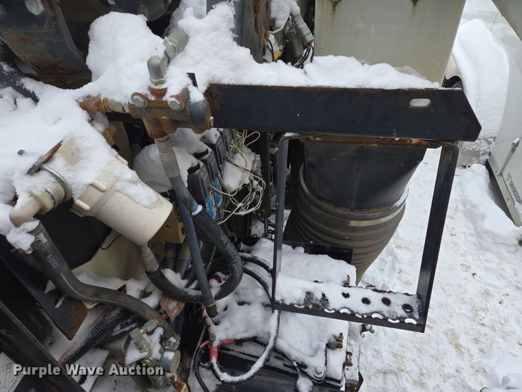 image for item EC4012 2003 Freightliner FC70 street sweeper truck