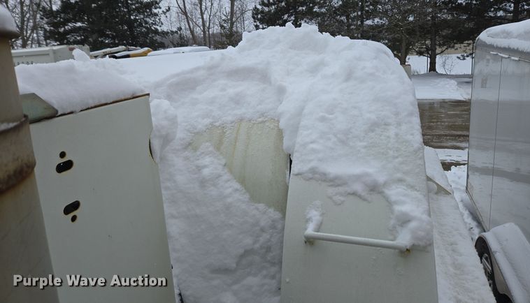 image for item EC4012 2003 Freightliner FC70 street sweeper truck