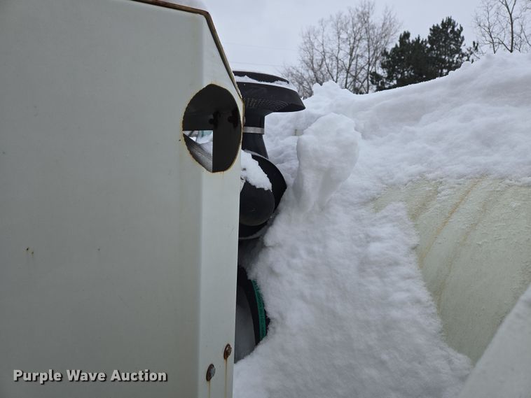 image for item EC4012 2003 Freightliner FC70 street sweeper truck