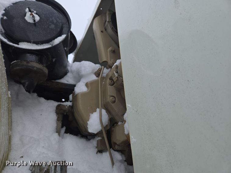 image for item EC4012 2003 Freightliner FC70 street sweeper truck