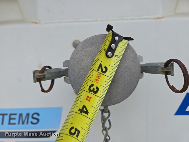 image for item EC4012 2003 Freightliner FC70 street sweeper truck