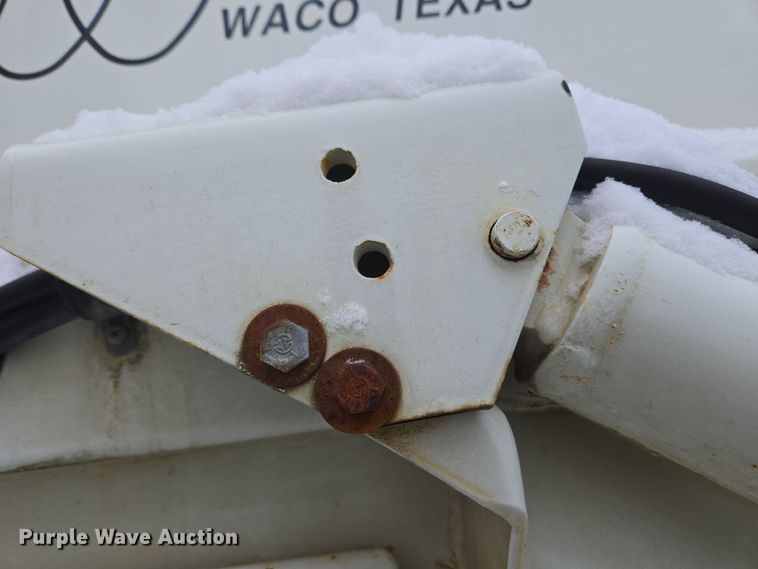 image for item EC4012 2003 Freightliner FC70 street sweeper truck