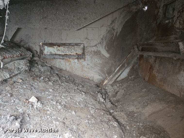 image for item EC4012 2003 Freightliner FC70 street sweeper truck