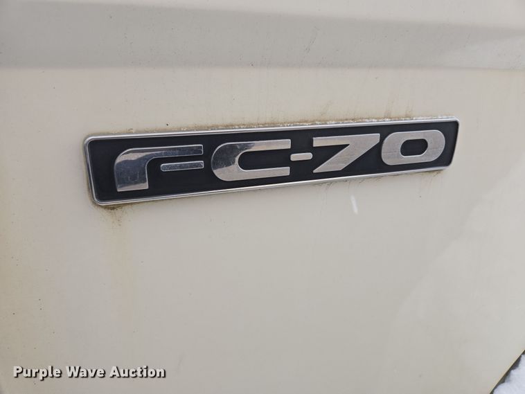 image for item EC4012 2003 Freightliner FC70 street sweeper truck