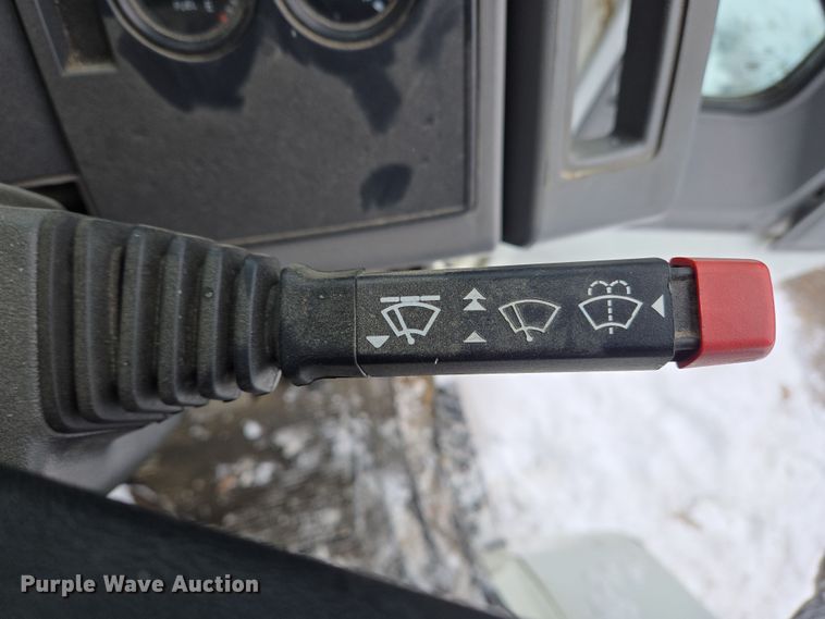 image for item EC4012 2003 Freightliner FC70 street sweeper truck