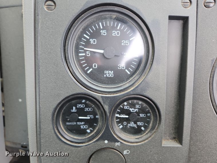 image for item EC4012 2003 Freightliner FC70 street sweeper truck