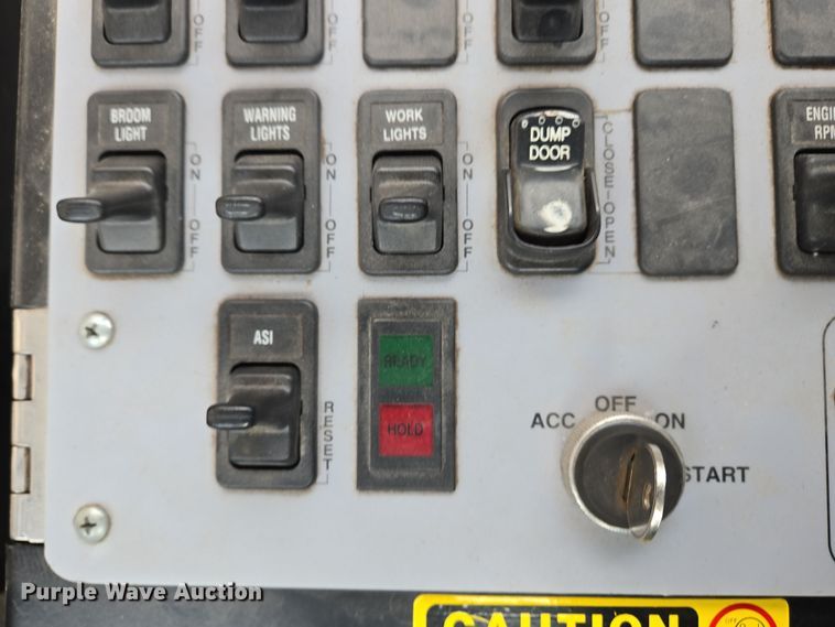 image for item EC4012 2003 Freightliner FC70 street sweeper truck