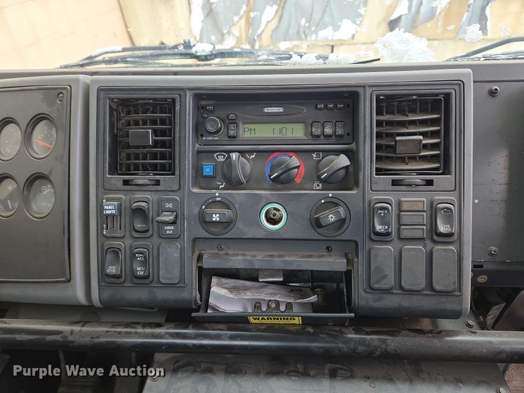 image for item EC4012 2003 Freightliner FC70 street sweeper truck