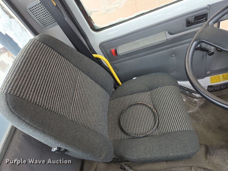 image for item EC4012 2003 Freightliner FC70 street sweeper truck