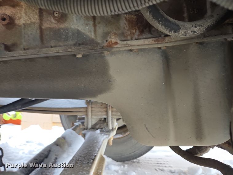 image for item EC4012 2003 Freightliner FC70 street sweeper truck