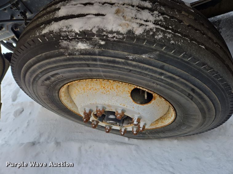 image for item EC4012 2003 Freightliner FC70 street sweeper truck