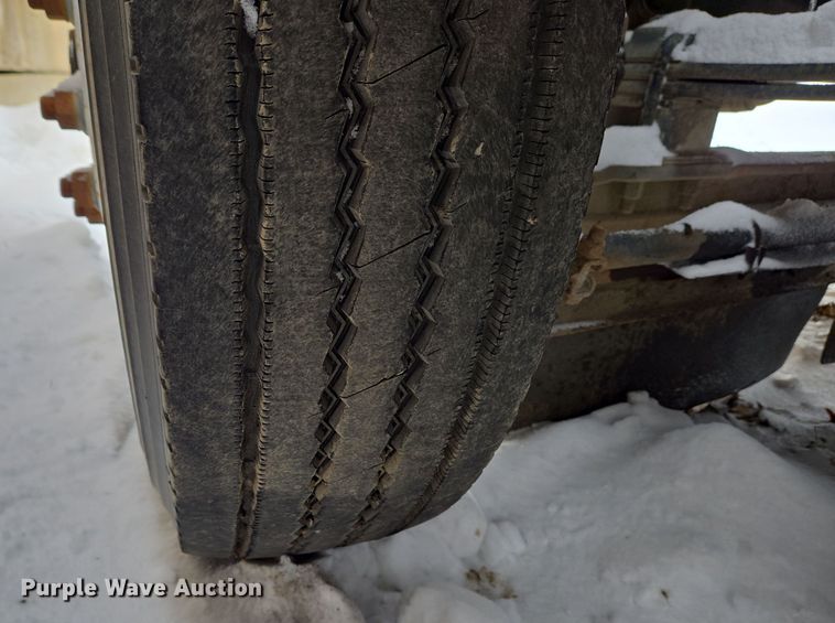 image for item EC4012 2003 Freightliner FC70 street sweeper truck