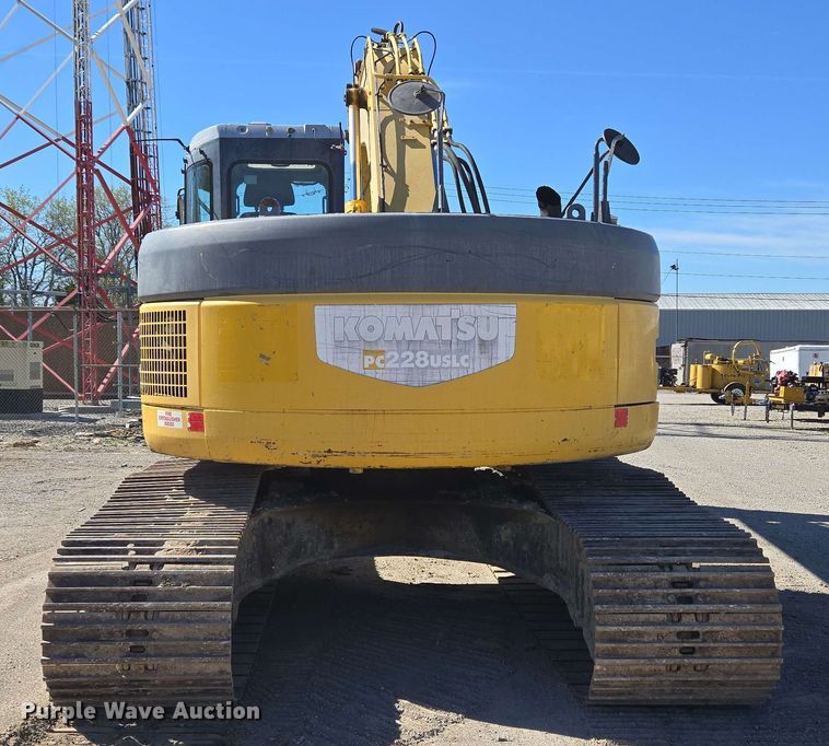 image for item EC4199 2008 Komatsu PC228USLC-3E0 excavator