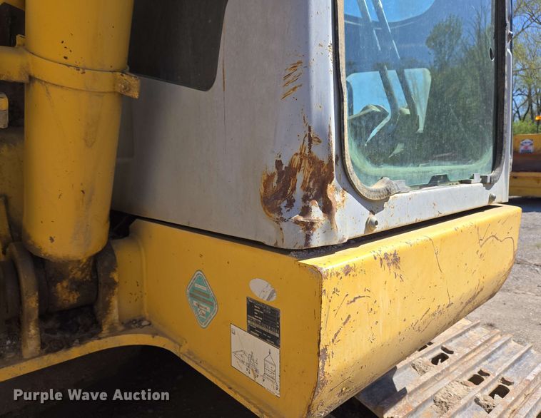 image for item EC4199 2008 Komatsu PC228USLC-3E0 excavator