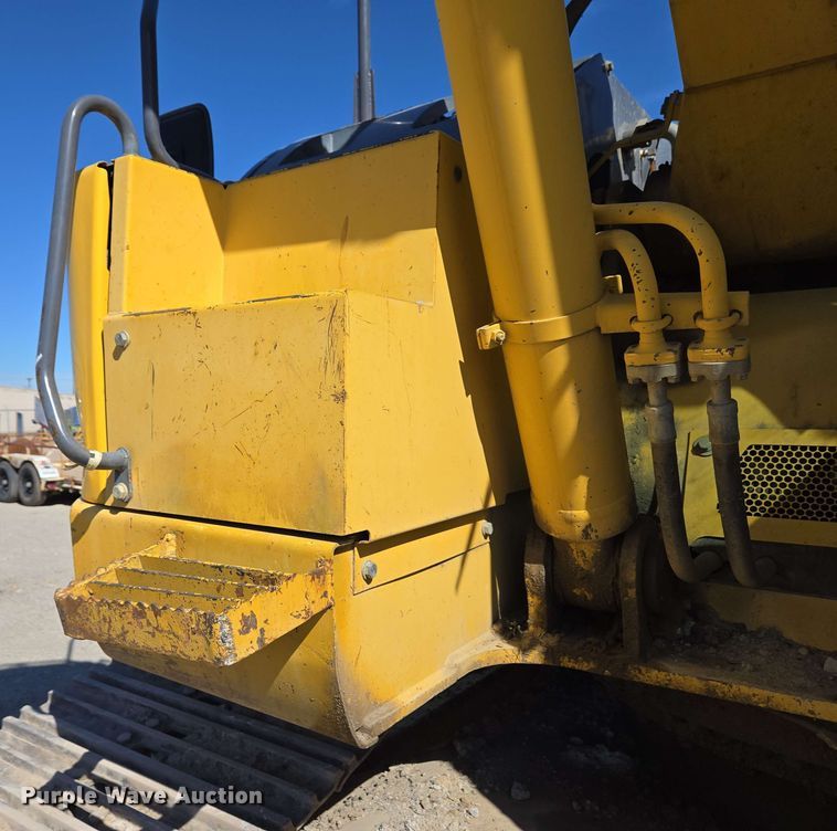 image for item EC4199 2008 Komatsu PC228USLC-3E0 excavator
