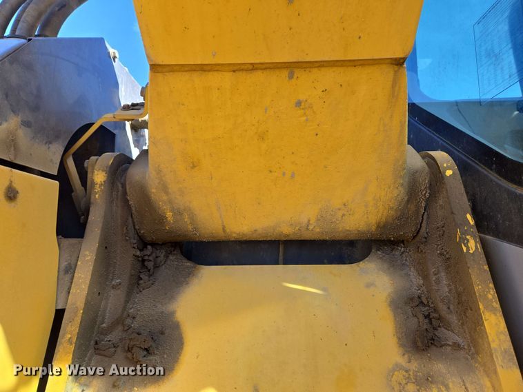 image for item EC4199 2008 Komatsu PC228USLC-3E0 excavator