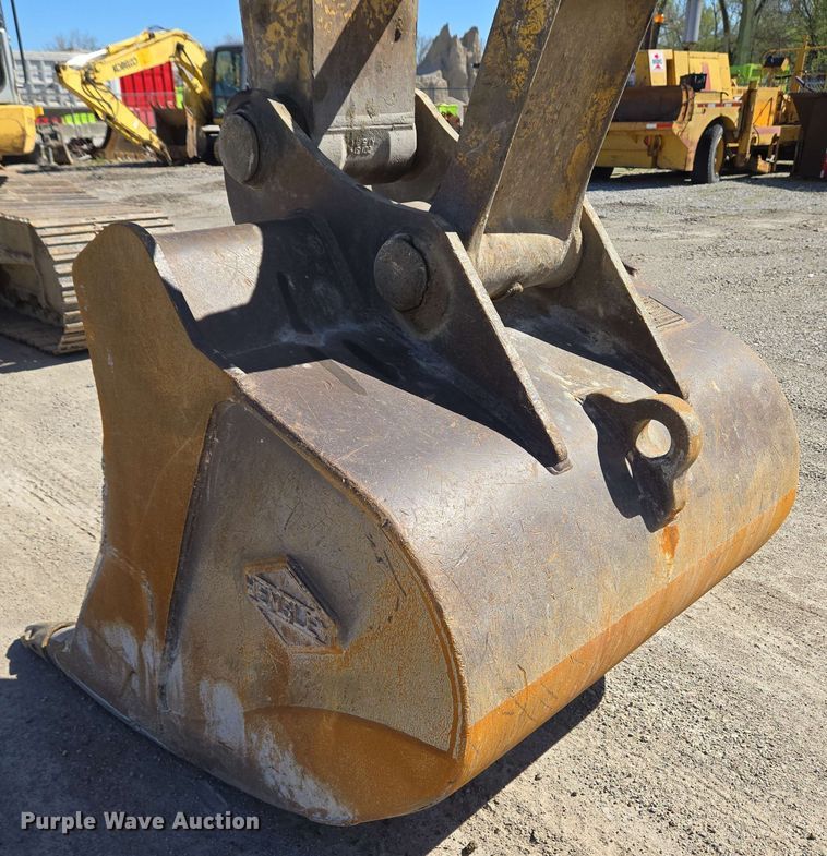 image for item EC4199 2008 Komatsu PC228USLC-3E0 excavator