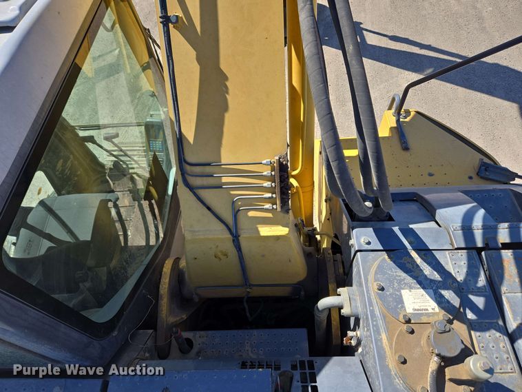image for item EC4199 2008 Komatsu PC228USLC-3E0 excavator