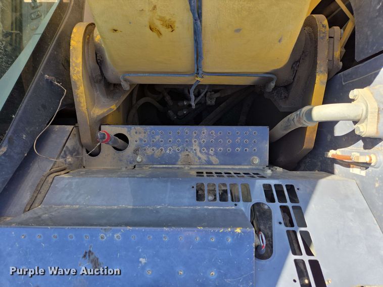 image for item EC4199 2008 Komatsu PC228USLC-3E0 excavator