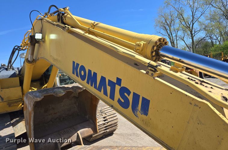 image for item EC4199 2008 Komatsu PC228USLC-3E0 excavator