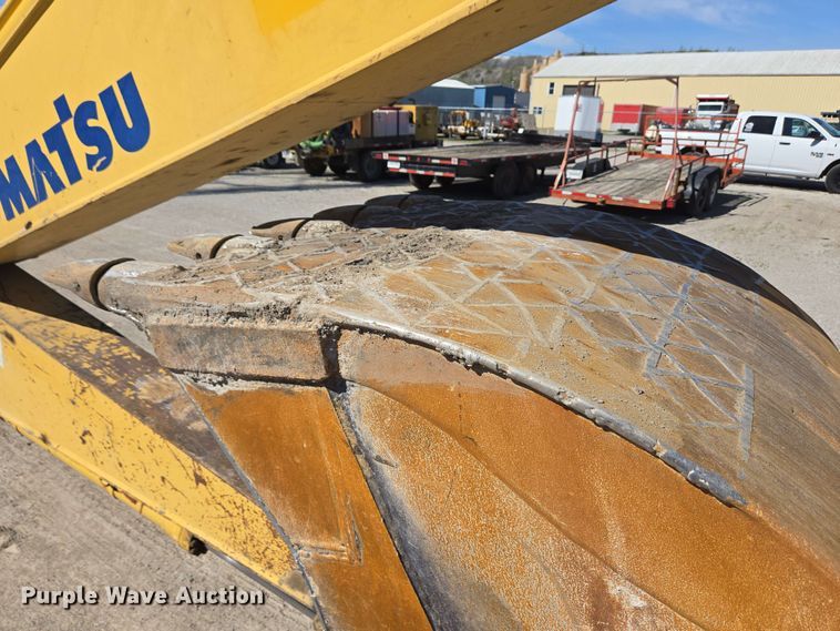 image for item EC4199 2008 Komatsu PC228USLC-3E0 excavator