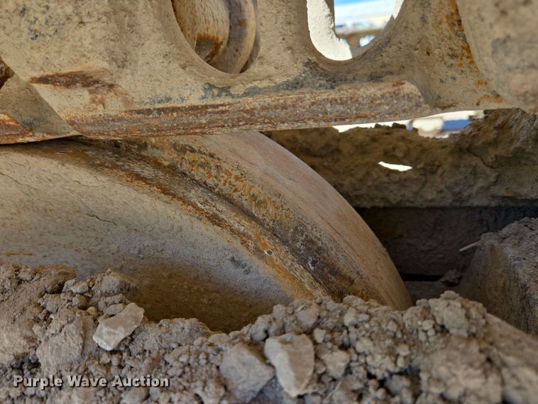 image for item EC4199 2008 Komatsu PC228USLC-3E0 excavator