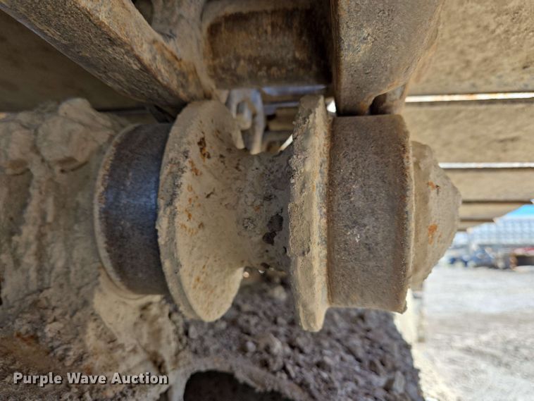 image for item EC4199 2008 Komatsu PC228USLC-3E0 excavator