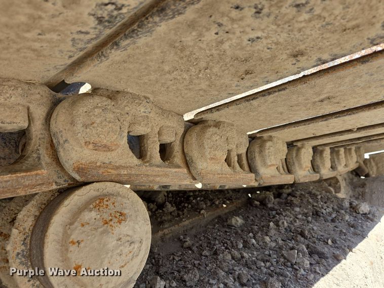 image for item EC4199 2008 Komatsu PC228USLC-3E0 excavator